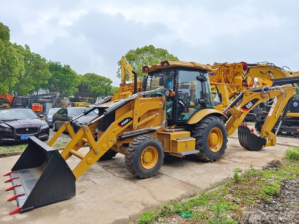 CAT 420 F Retrocargadoras