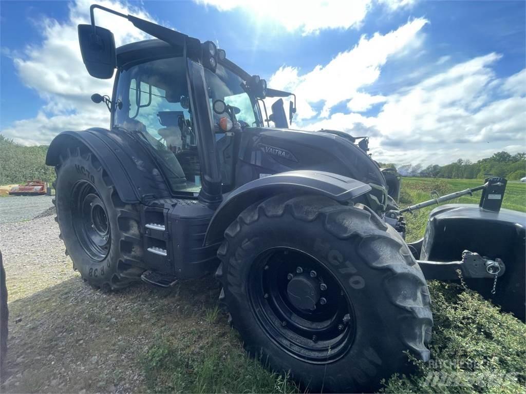 Valtra N 175 Tractores