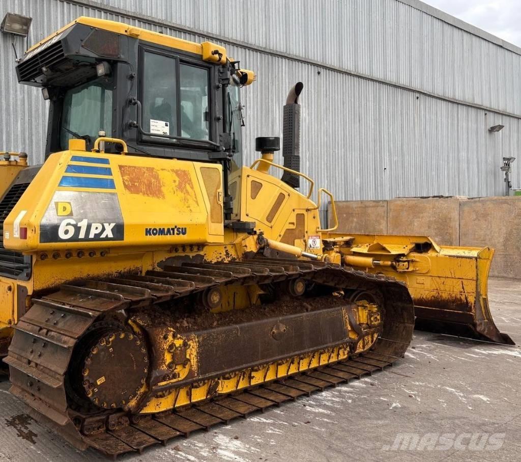 Komatsu D 61 PX-23 Buldozer sobre oruga