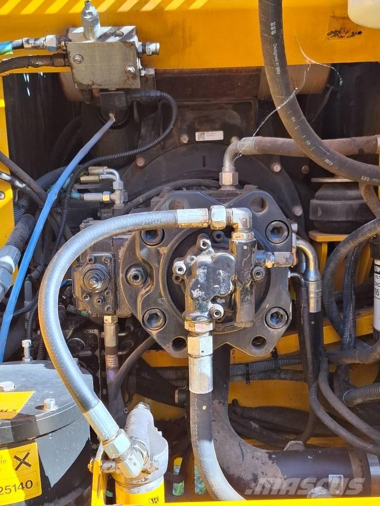 JCB JS 220 LC Excavadoras de cadenas