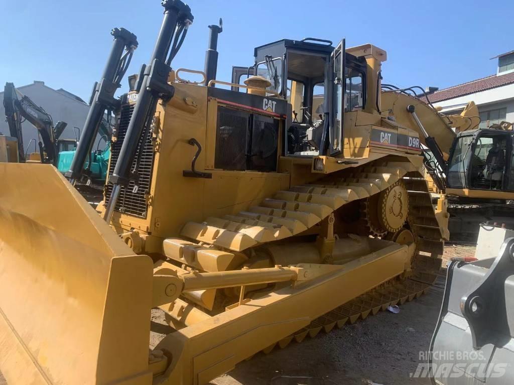 CAT D9R Buldozer sobre oruga