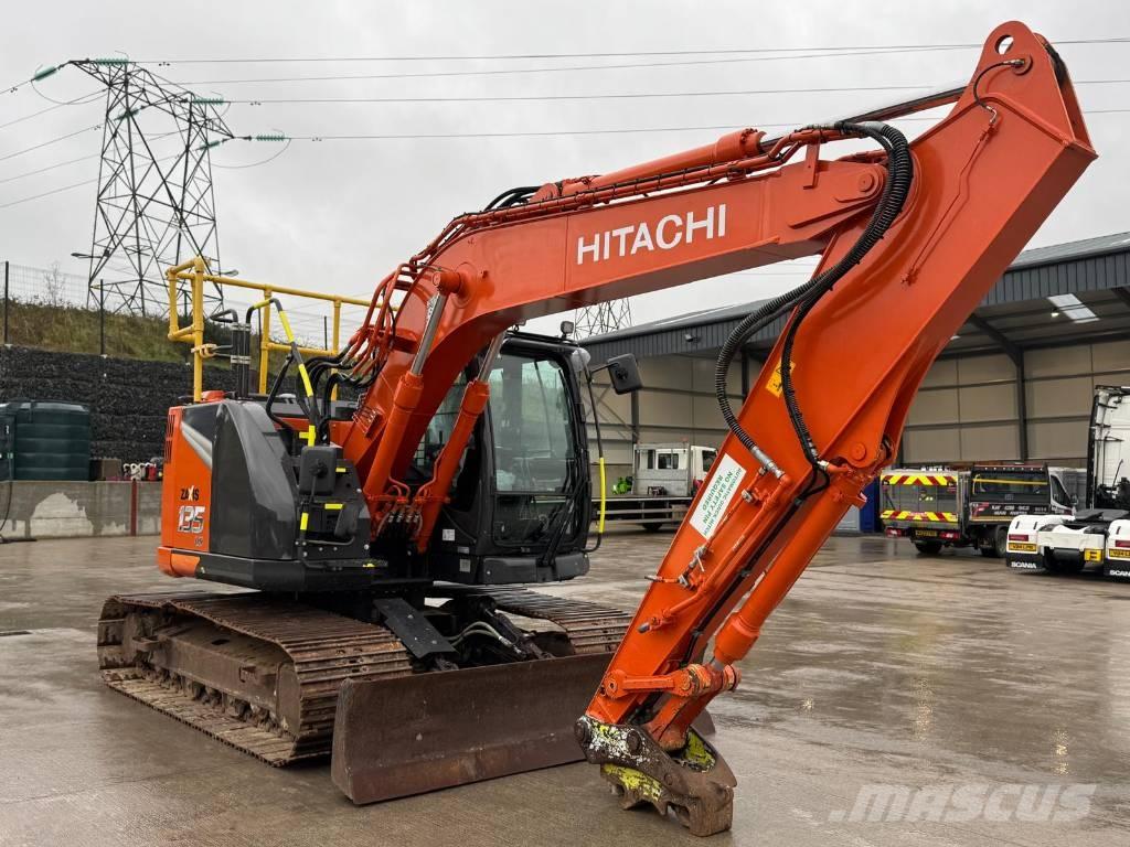 Hitachi ZX 135 US-7 Excavadoras de cadenas