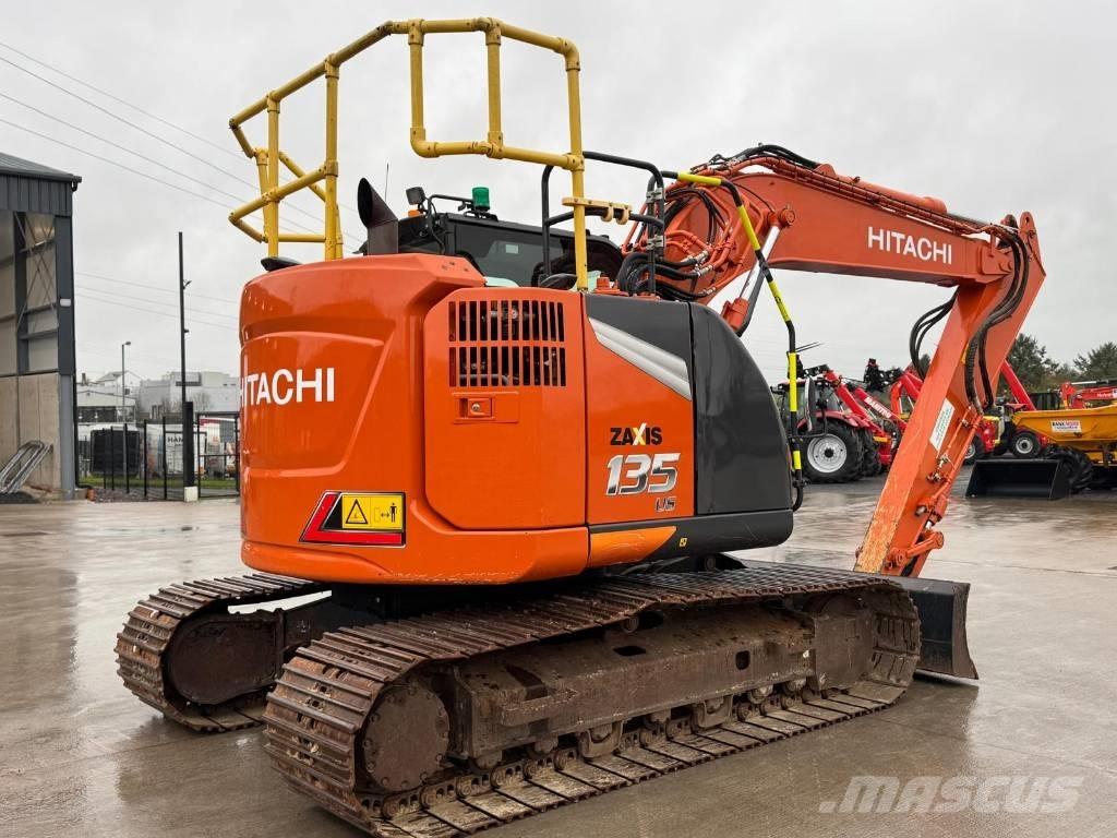 Hitachi ZX 135 US-7 Excavadoras de cadenas