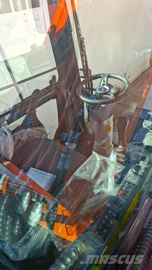 Develon DX 210 W-7 Excavadoras de ruedas