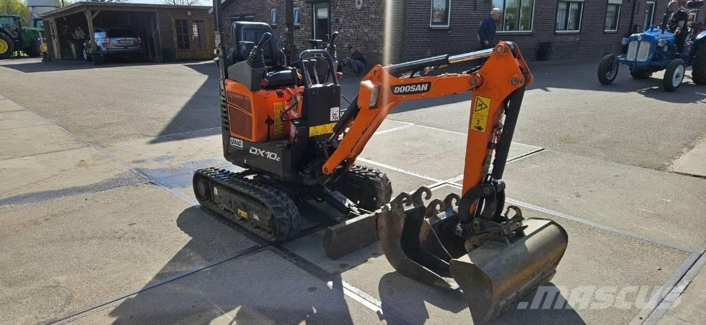 Doosan DX 10 Z Mini excavadoras < 7t