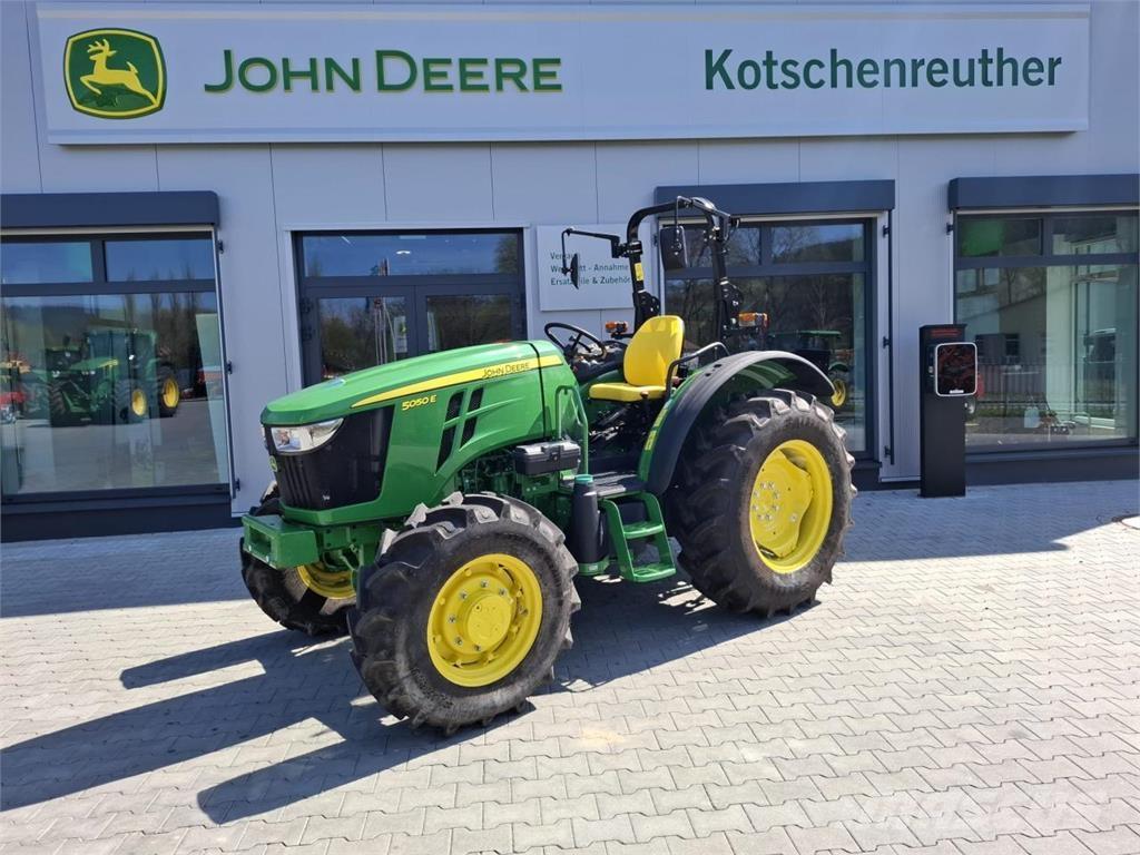 John Deere 5050E Tractores