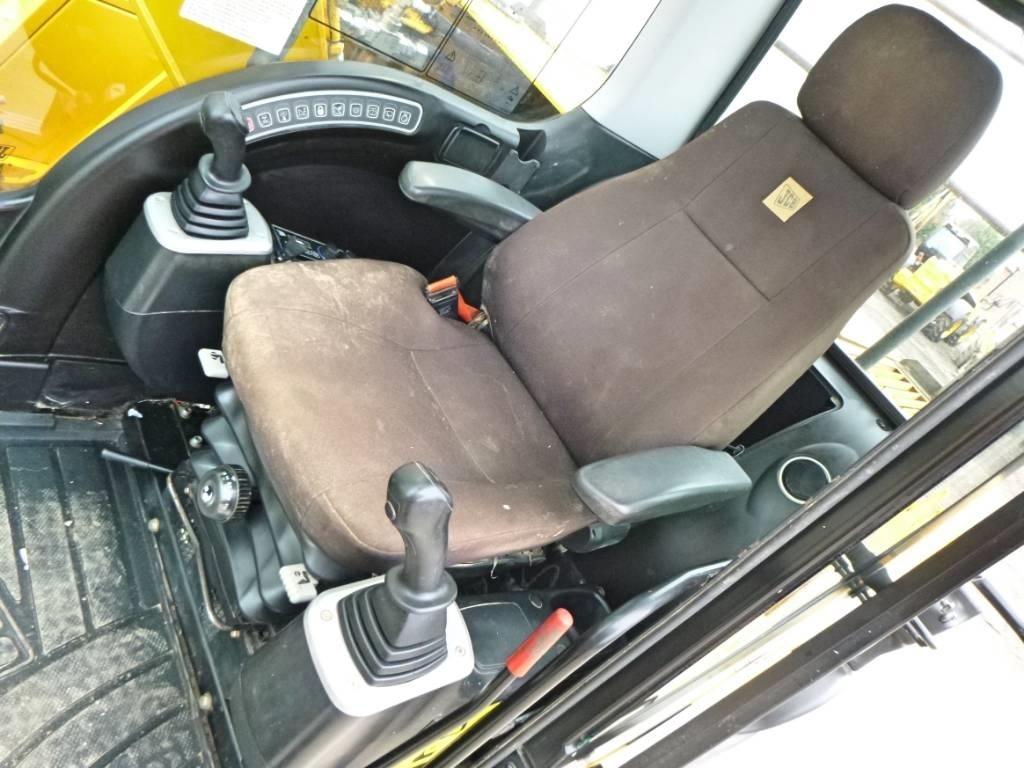 JCB JS 130 LC Excavadoras de cadenas