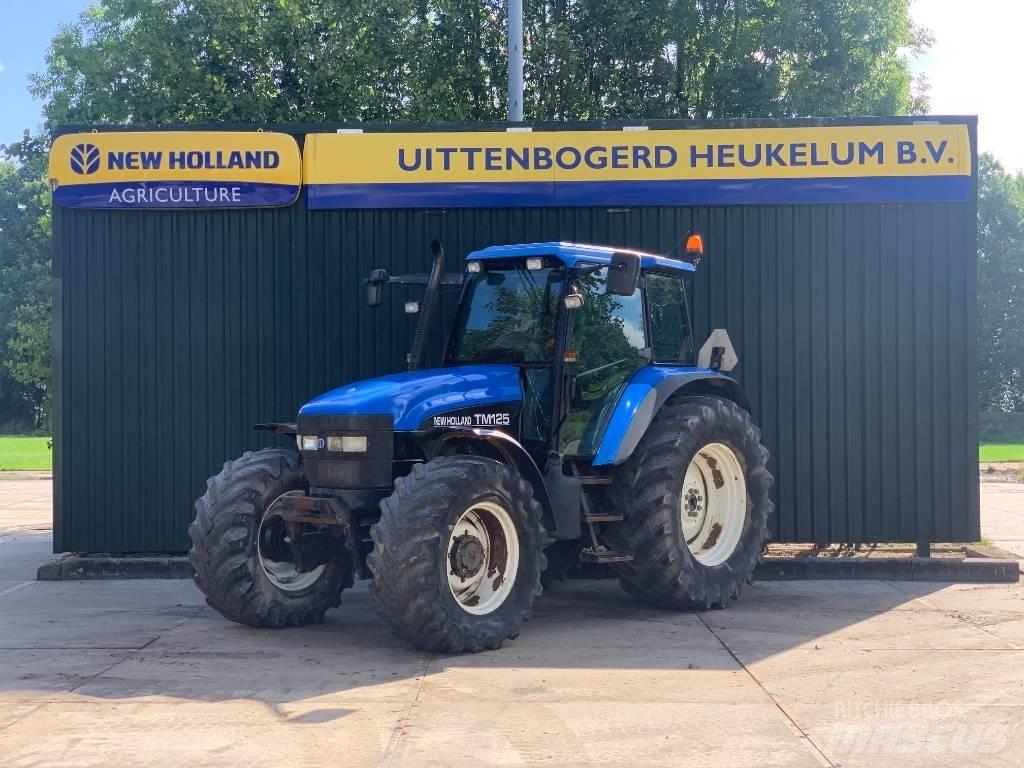 New Holland TM 125 Tractores