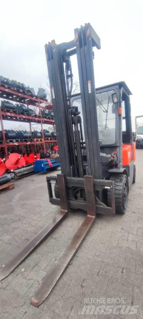 Doosan D 30 G Carretillas diesel