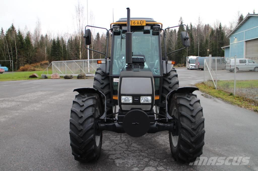 Valtra 700 Tractores