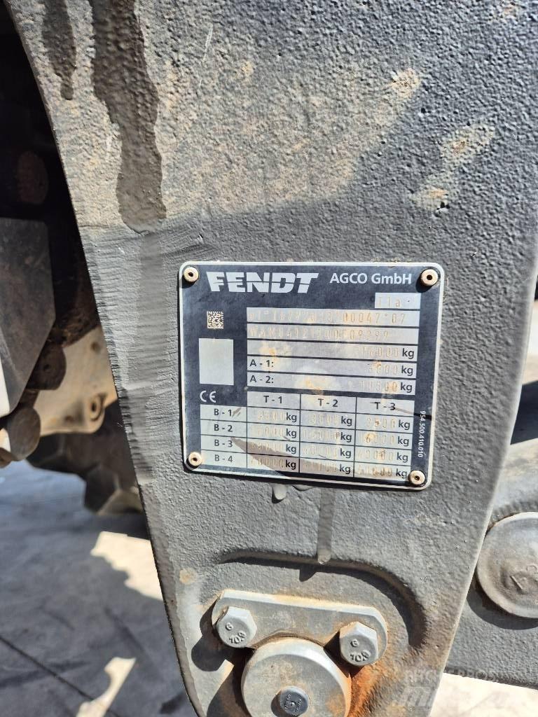 Fendt 826 Profi Tractores