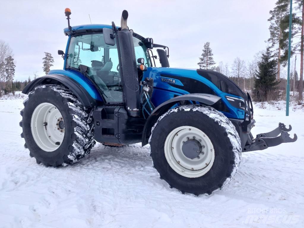 Valtra T 174 VERSU Tractores