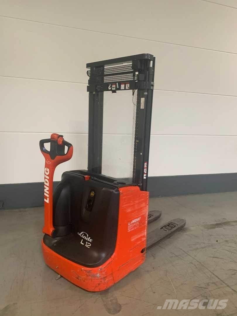 Linde L12I Apiladores eléctricos autopropulsados