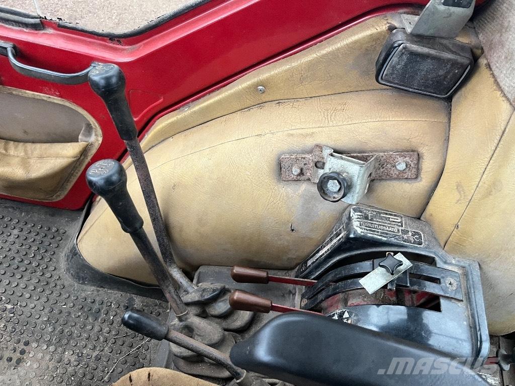 International 844xl Tractores