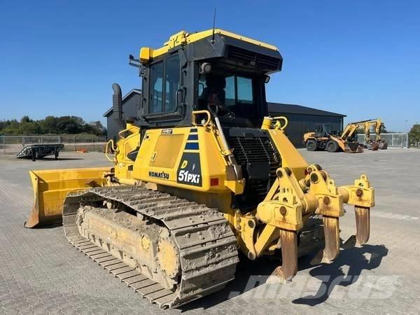 Komatsu D 51 PXi-24 Buldozer sobre oruga