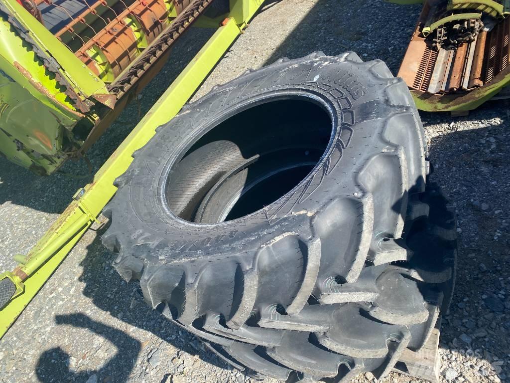 Mitas 440/65 R 28 Neumáticos, ruedas y llantas