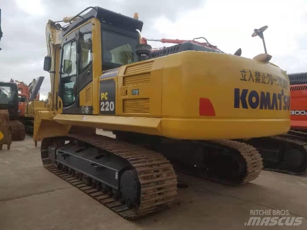 Komatsu PC 220-8 Excavadoras de cadenas