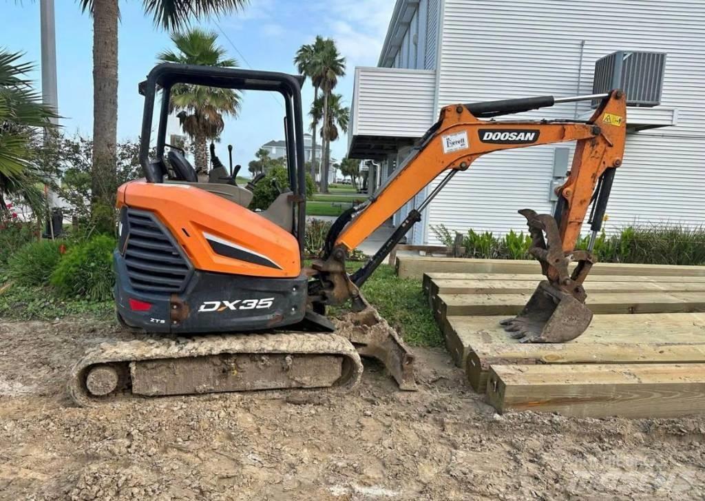 Doosan DX 35 Mini excavadoras < 7t