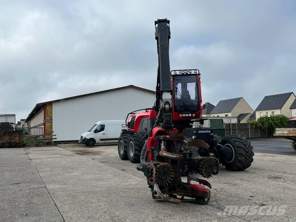 Komatsu 931 XC Cosechadoras