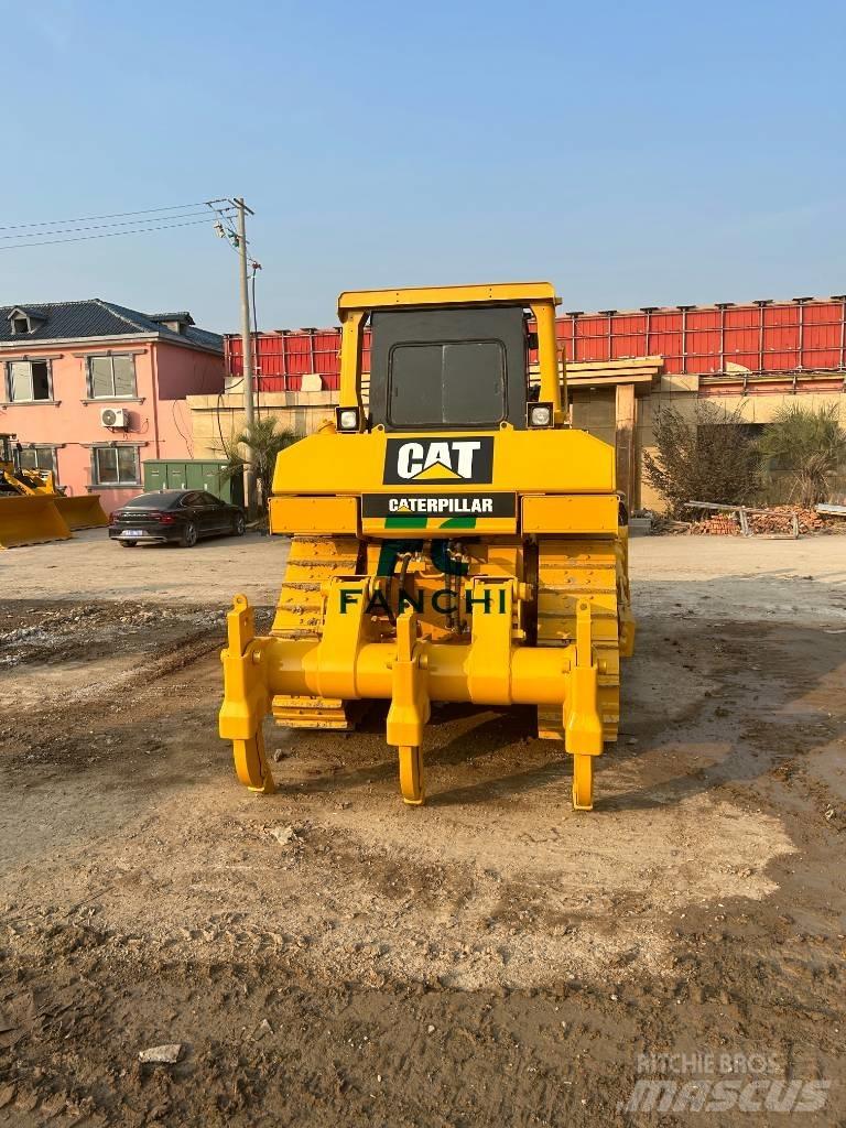 CAT D 8 R Buldozer sobre oruga