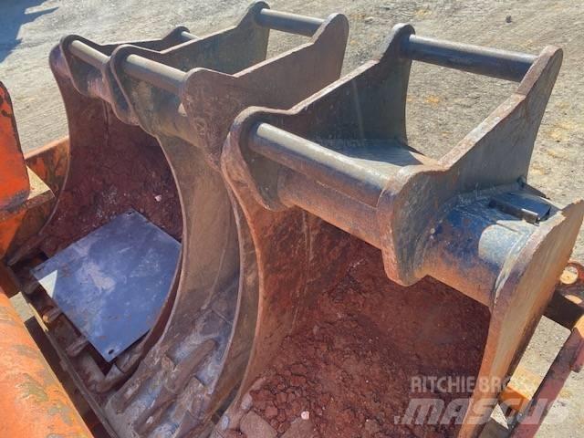 Mecalac 12 M TX Excavadoras de ruedas