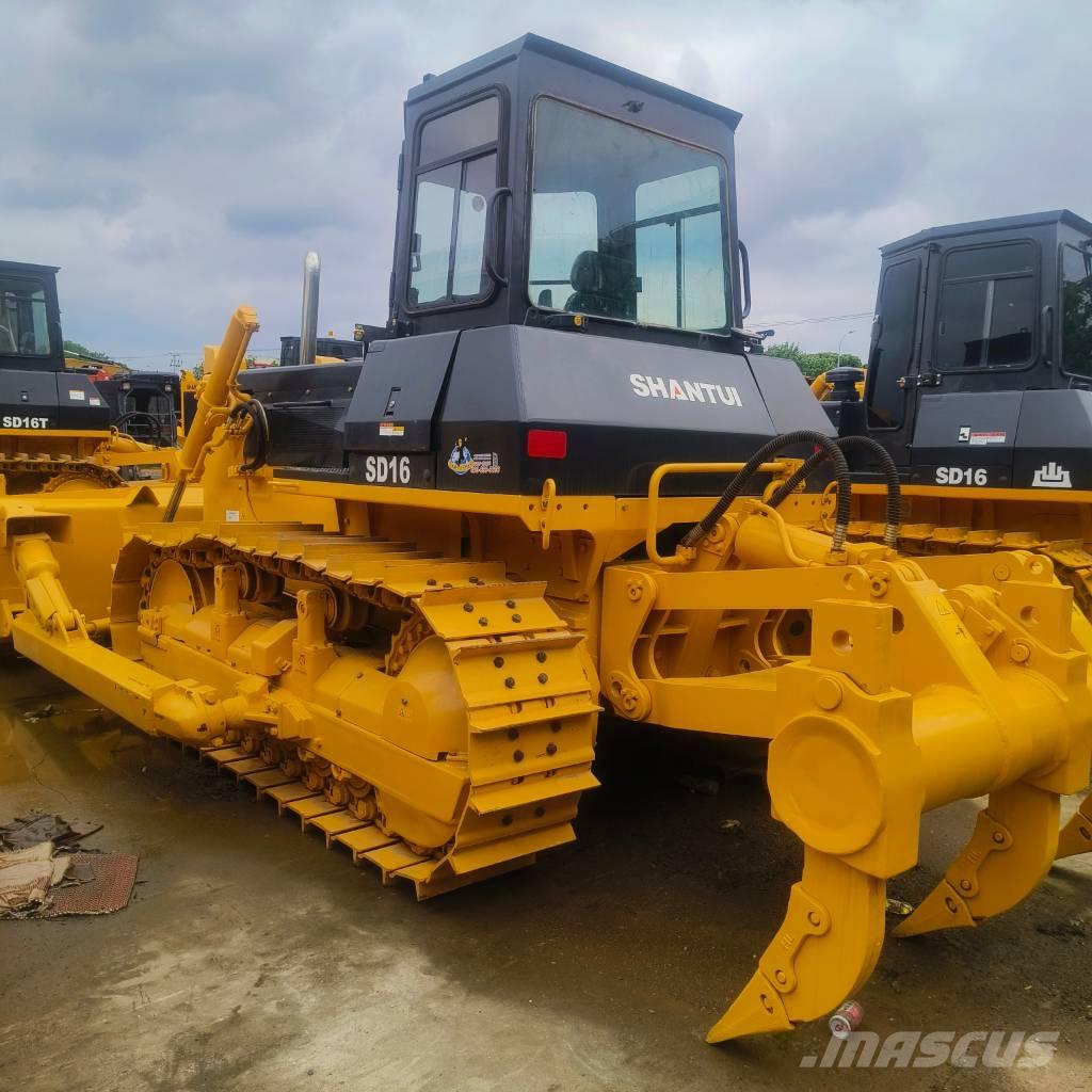 Shantui SD 16 Buldozer sobre oruga