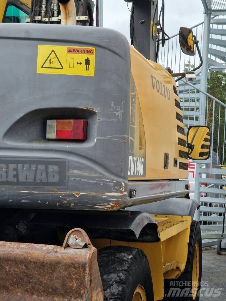 Volvo EW 140 B Excavadoras de ruedas