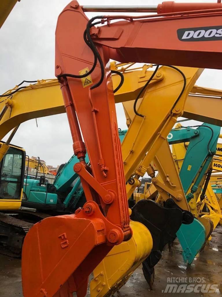 Doosan 225 LC Excavadoras de cadenas