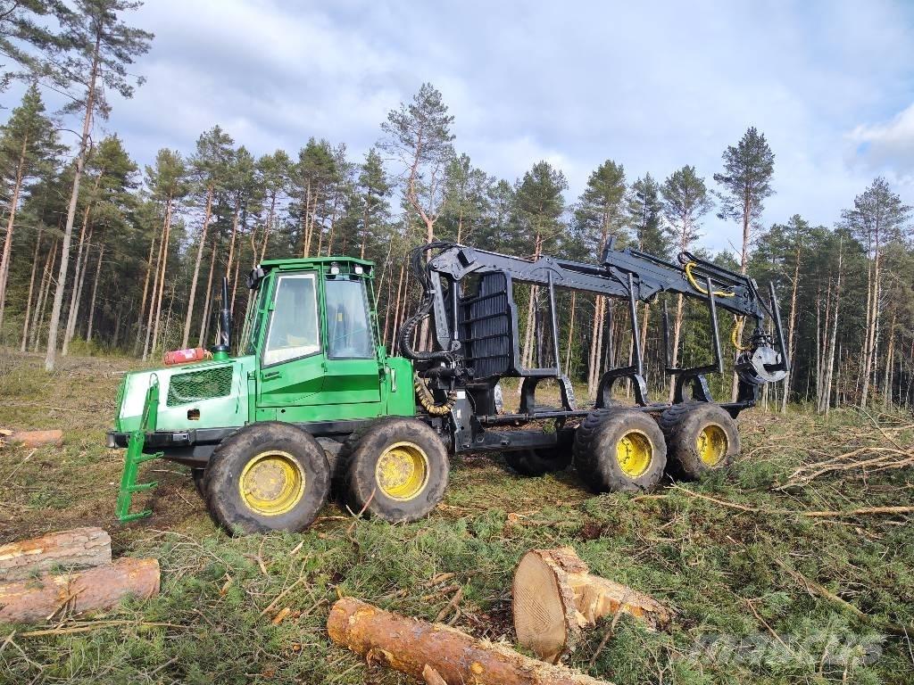 John Deere 1110 D Autocargadoras