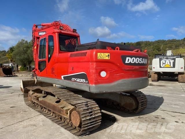 Doosan DX 235 LC Excavadoras de cadenas