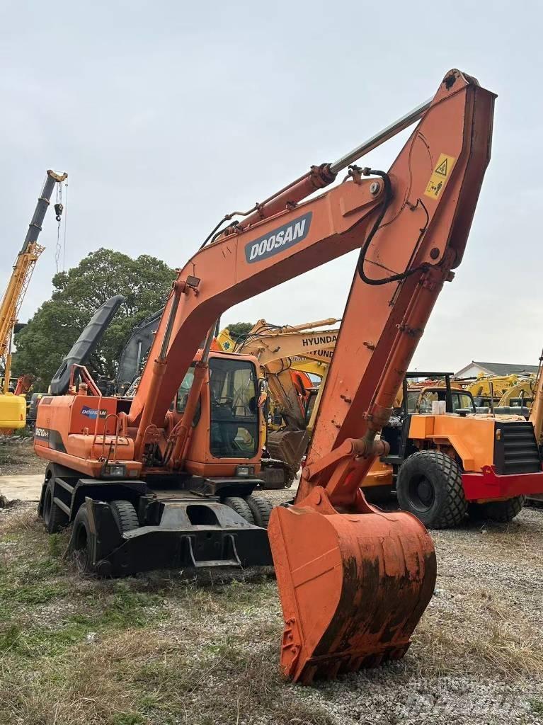 Doosan DH 210 W-7 Excavadoras de ruedas