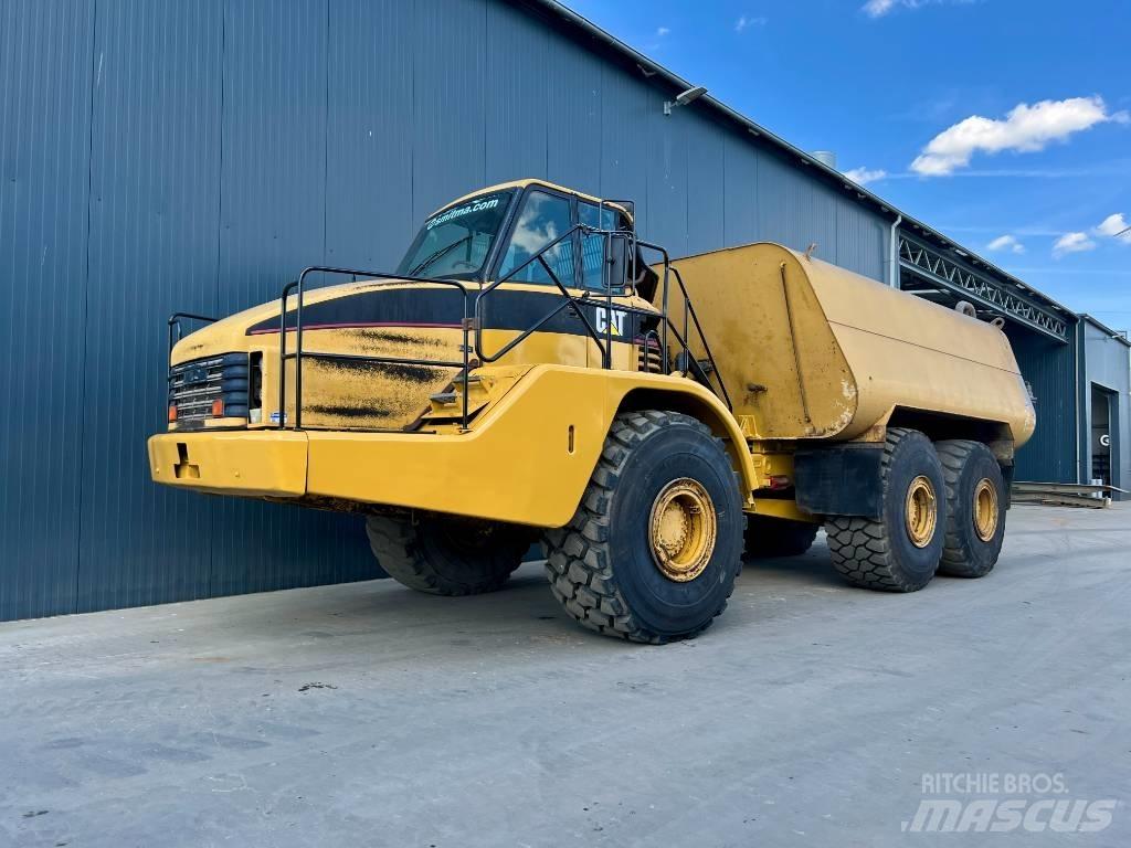CAT 740 Water Truck Camiones cisterna