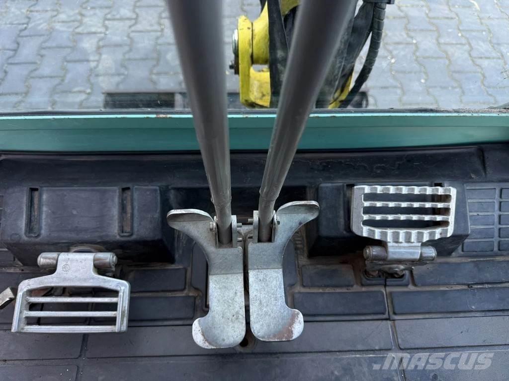 Yanmar SV17 Minigrúas
