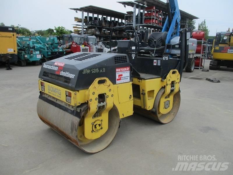 Bomag BW 135 AD Rodillos de doble tambor