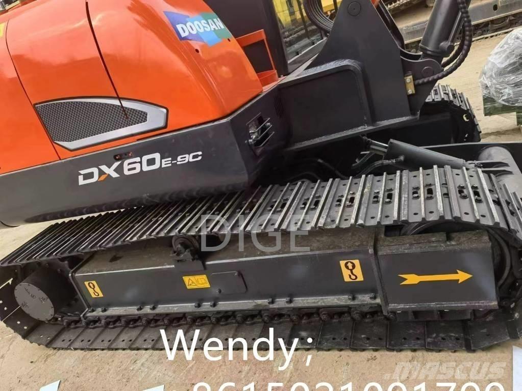 Doosan DX 60 Mini excavadoras < 7t