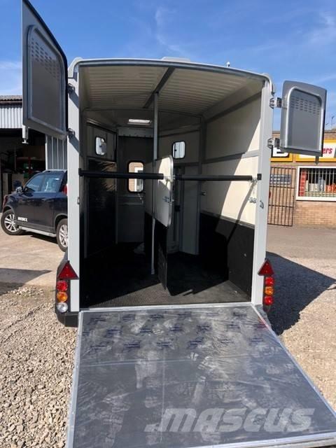 Ifor Williams HB511R Otros remolques