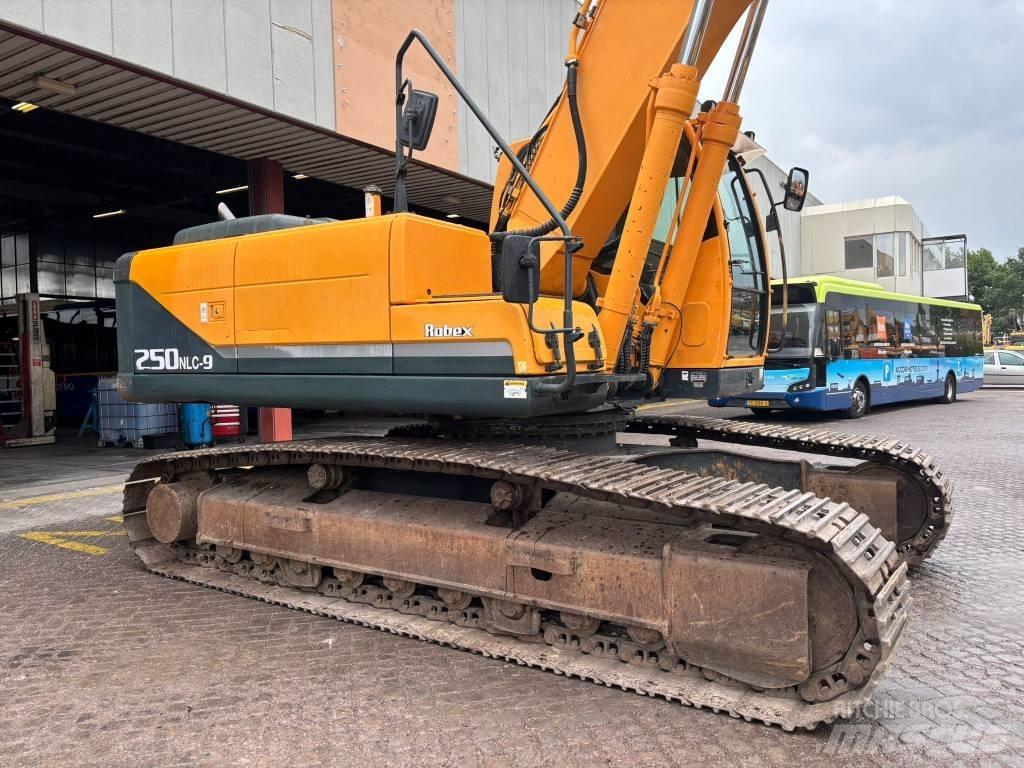 Hyundai 250NLC-9 Excavadoras de cadenas