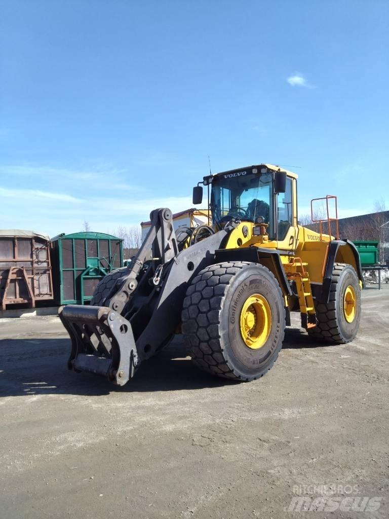 Volvo L 220 F Cargadoras sobre ruedas