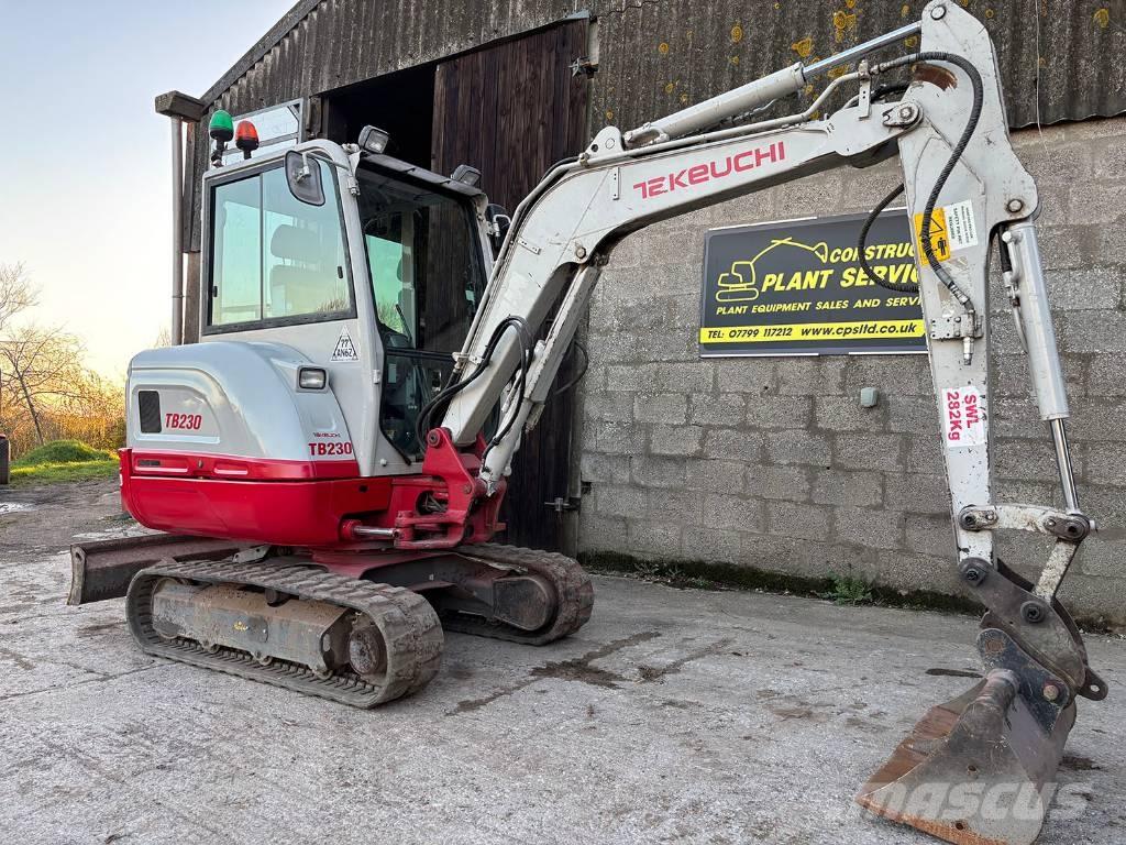 Takeuchi TB 230 Mini excavadoras < 7t