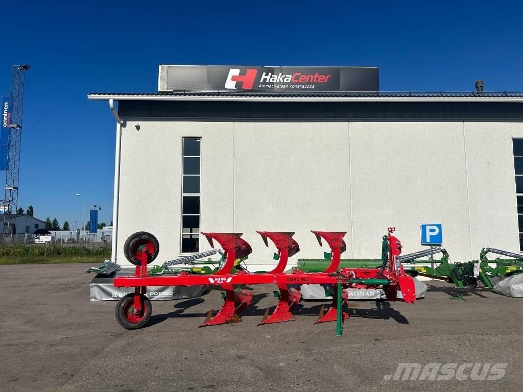 Agro-Masz PO3 Arados reversibles suspendidos