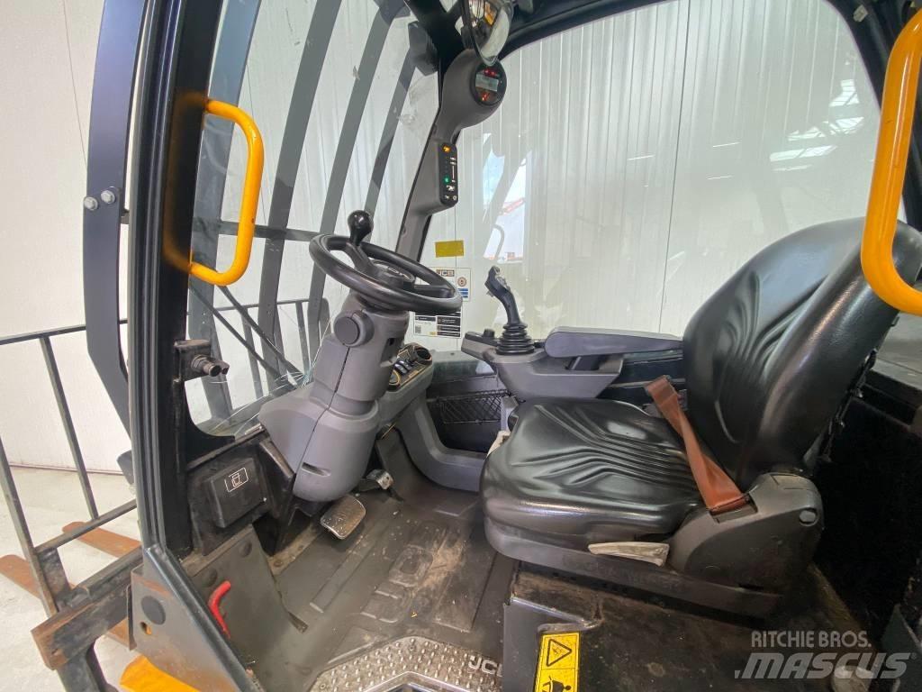 JCB TLT30-19D-2WD Carretillas diesel