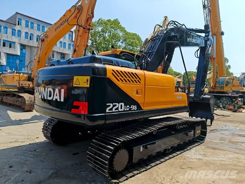 Hyundai R220LC-9S Excavadoras de cadenas