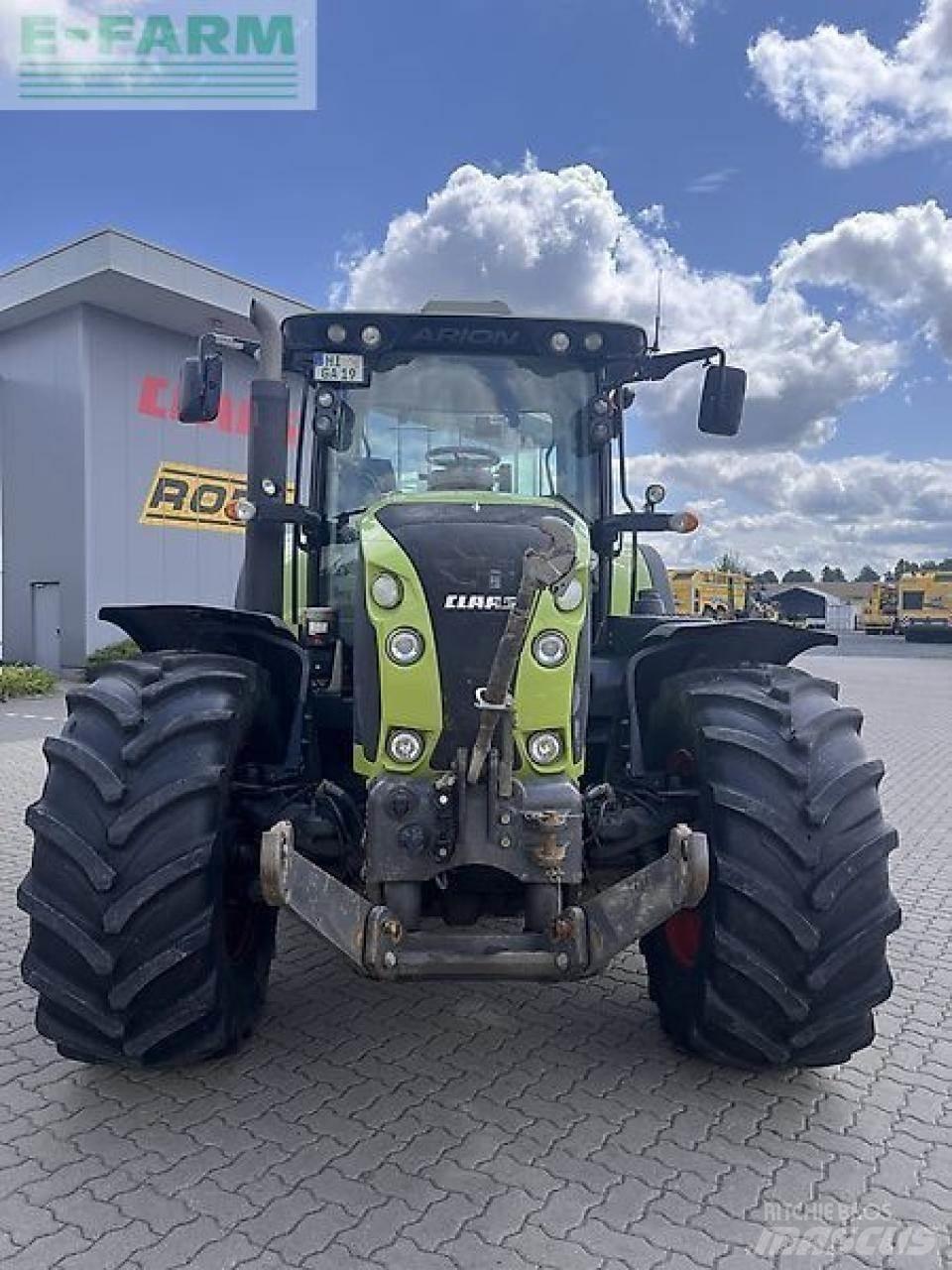 CLAAS arion 650 Tractores