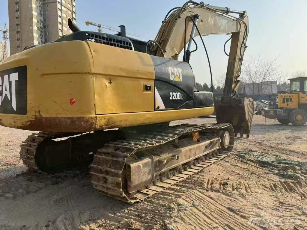 CAT 320 D2 Excavadoras de cadenas