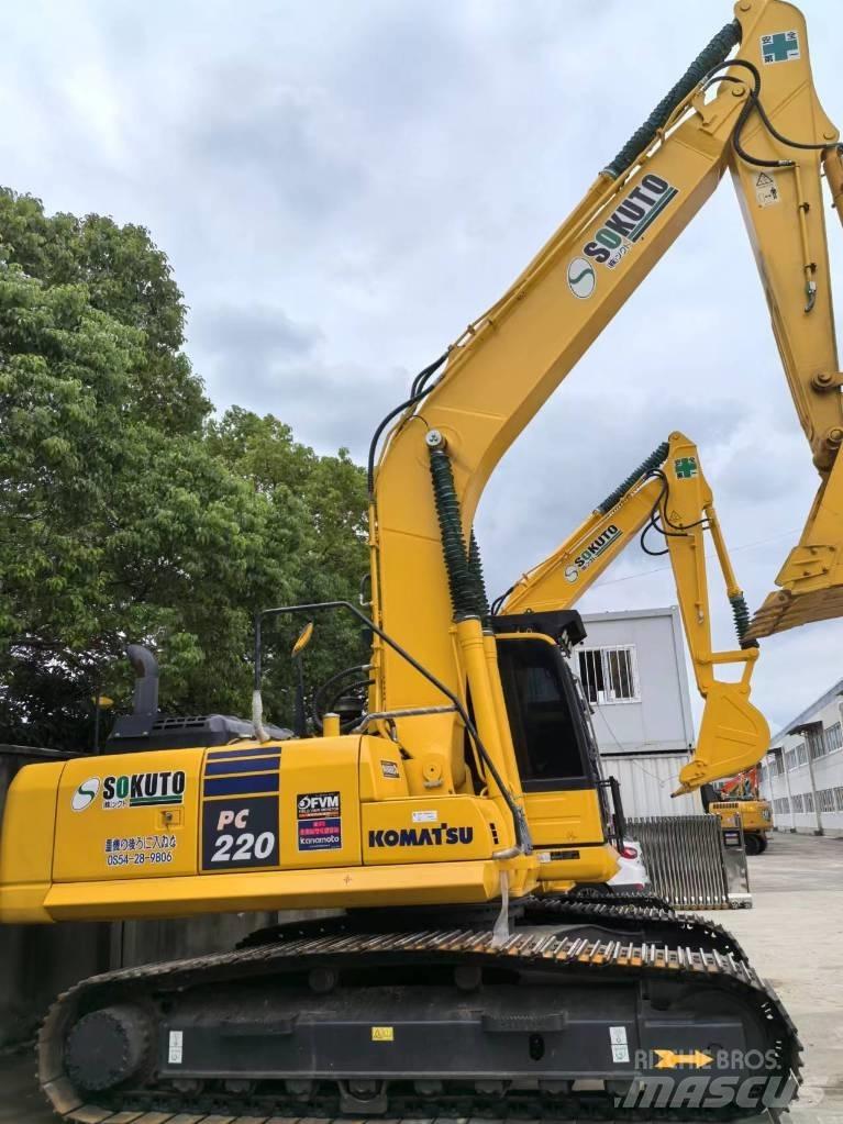 Komatsu PC 220-8 Excavadoras de cadenas