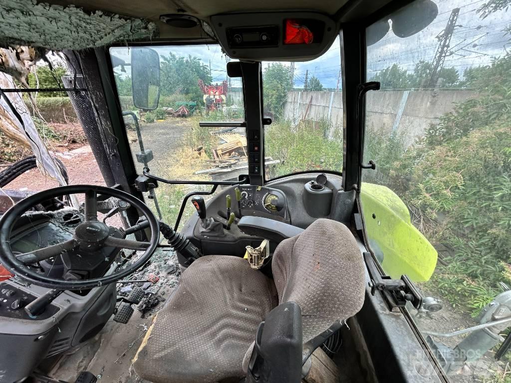 CLAAS Arion 420 Tractores