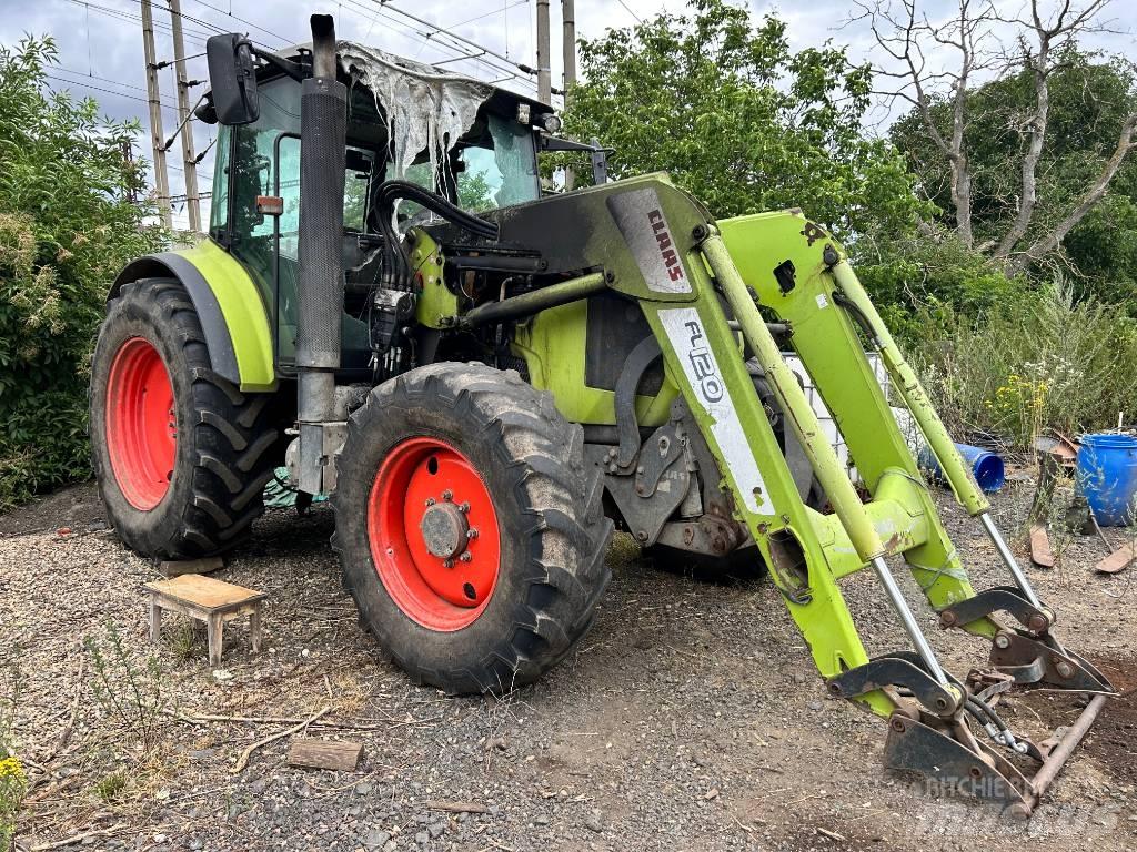 CLAAS Arion 420 Tractores