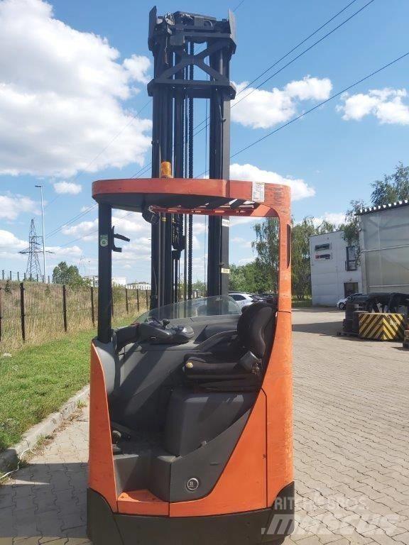 BT RR E 160 Carretillas retráctiles