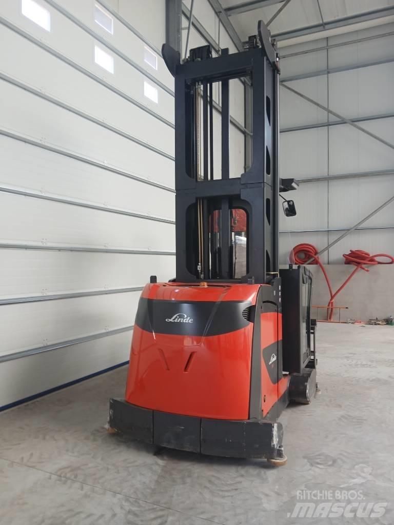 Linde K 10 Recogepedidos de gran altura
