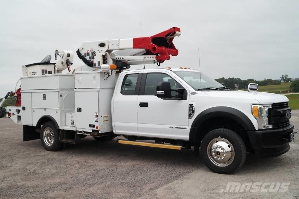 Ford F 550 XL SD Plataformas sobre camión